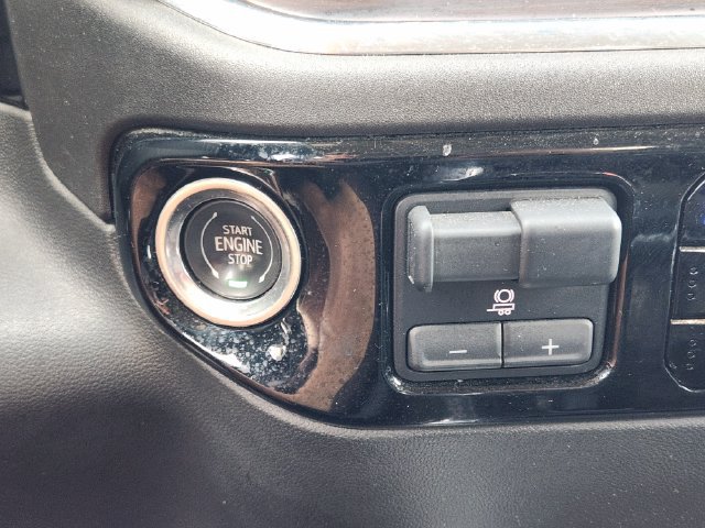 Used 2023 GMC Sierra 1500 SLT RWD image 21