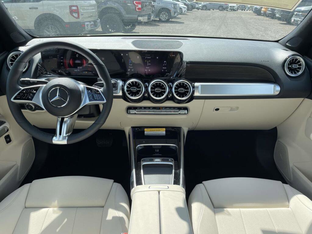New 2026 Mercedes-Benz GLB 250 4MATIC image 20