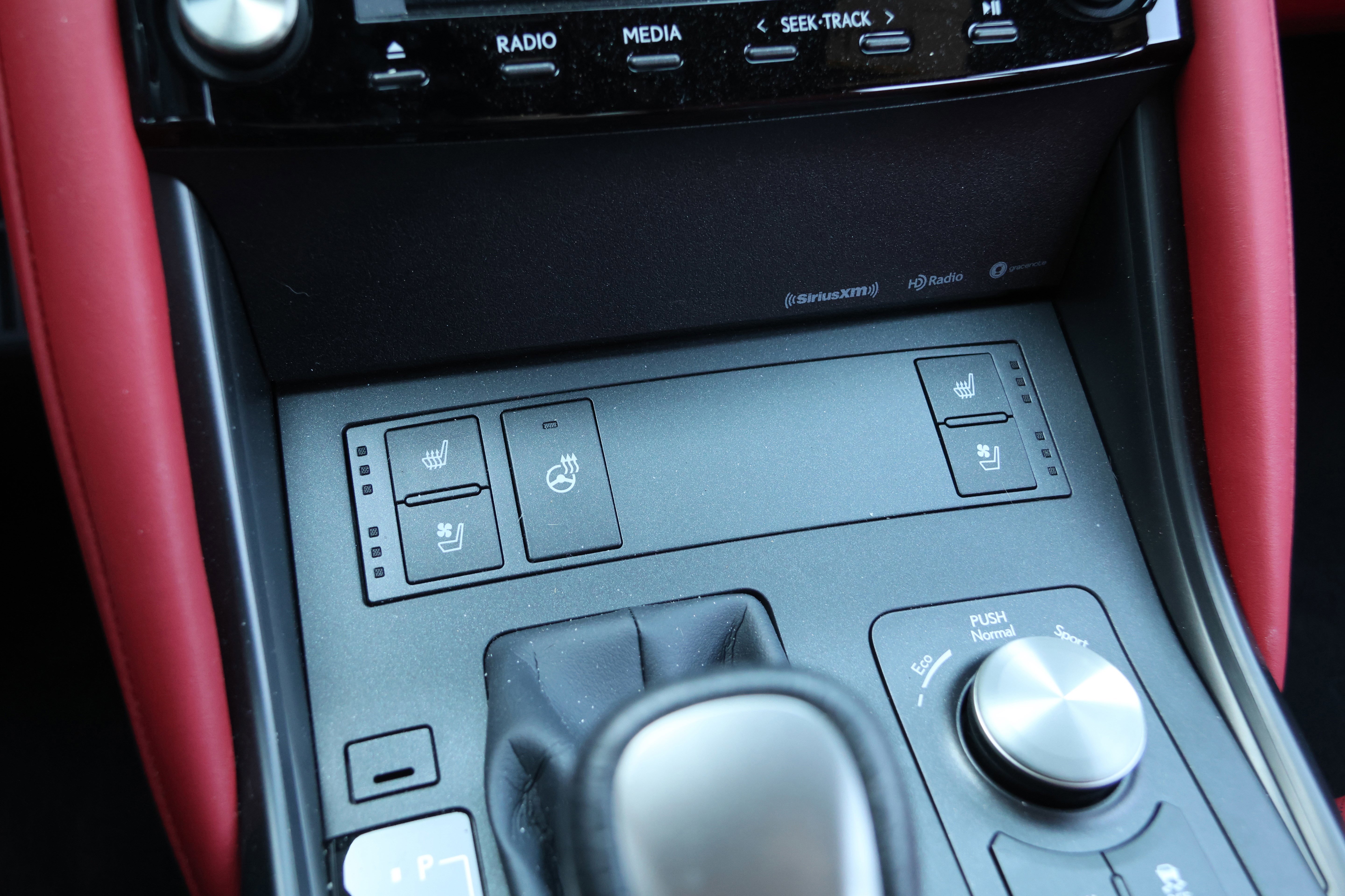 Used 2025 Lexus IS 350 F Sport RWD image 28