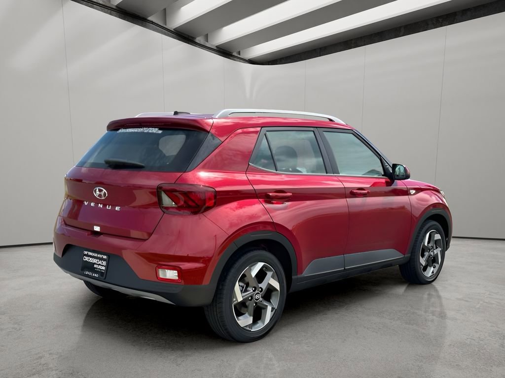 Used 2024 Hyundai Venue Limited image 4