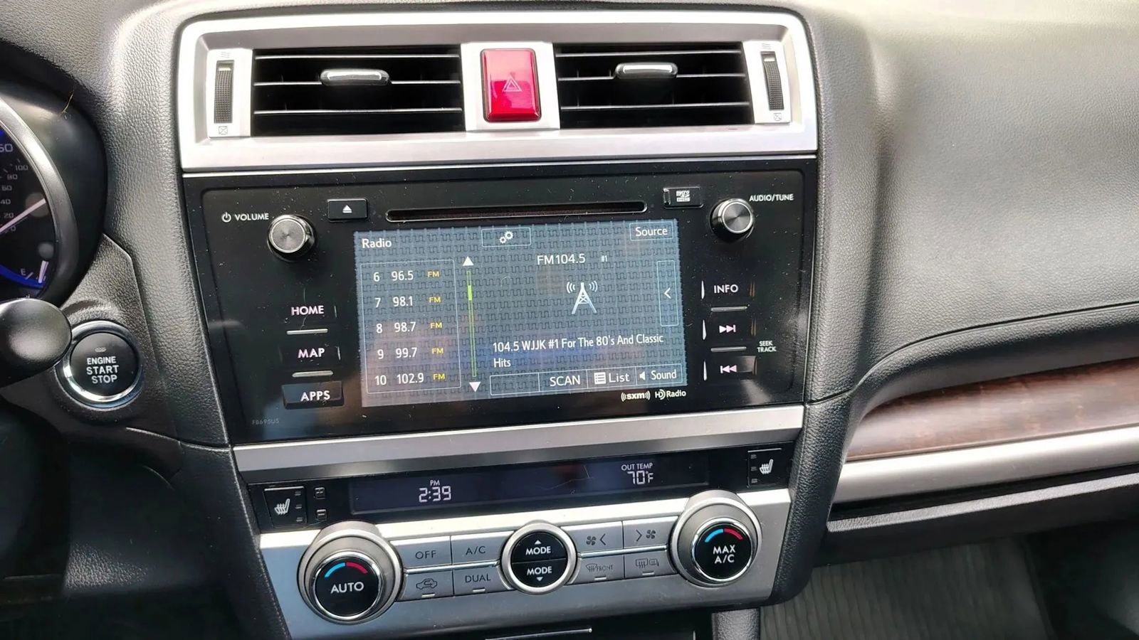 Used 2016 Subaru Outback 3.6R Limited image 21