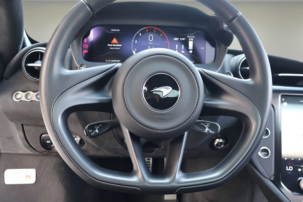Used 2024 McLaren 750S Spider RWD image 19