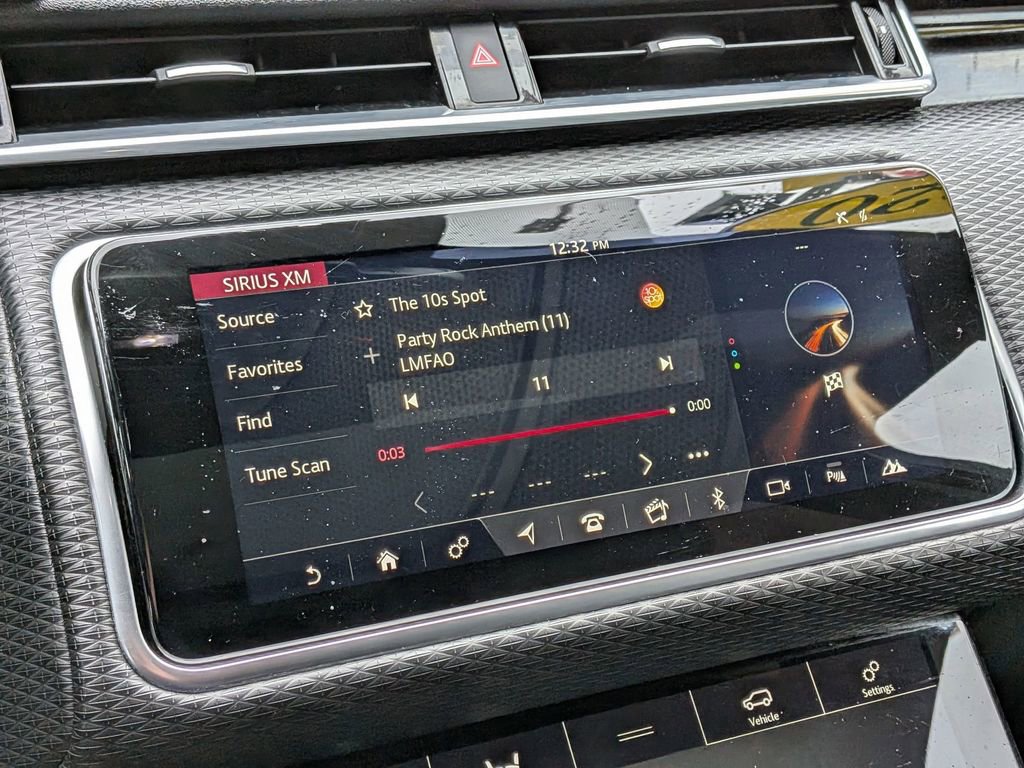 Used 2020 Land Rover Range Rover Velar R-Dynamic S AWD/4WD image 20