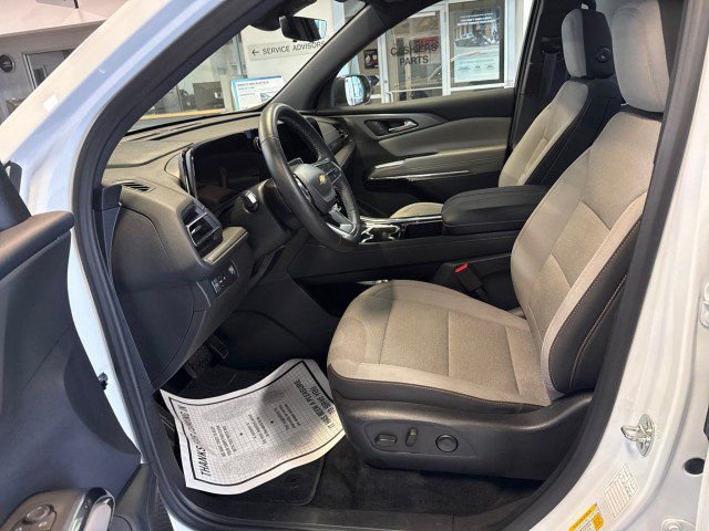 Used 2026 Chevrolet Traverse LT w/ Driver Confidence Package FWD image 15