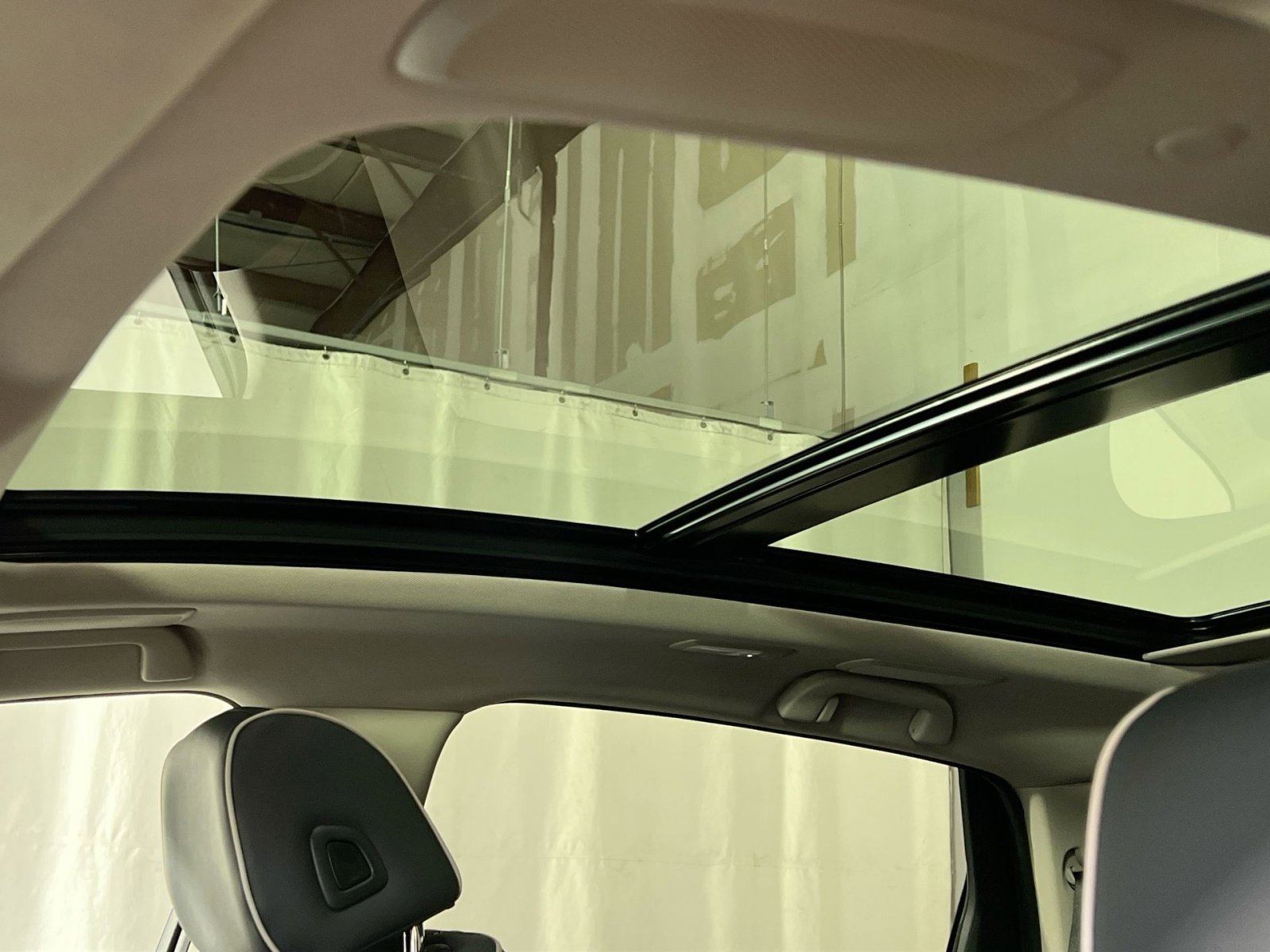 Used 2023 Acura RDX AWD w/ Advance Package image 24