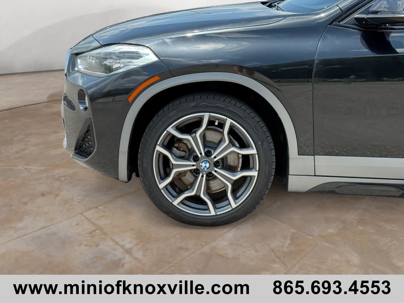 Used 2018 BMW X2 xDrive28i w/ M SportX Package AWD/4WD image 9