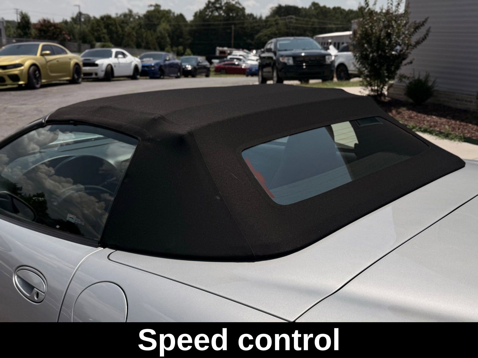 Used 1999 Chevrolet Corvette Convertible w/ Memory Pkg image 30