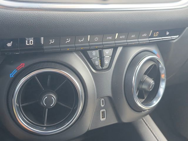 Used 2025 Chevrolet Blazer LT image 26