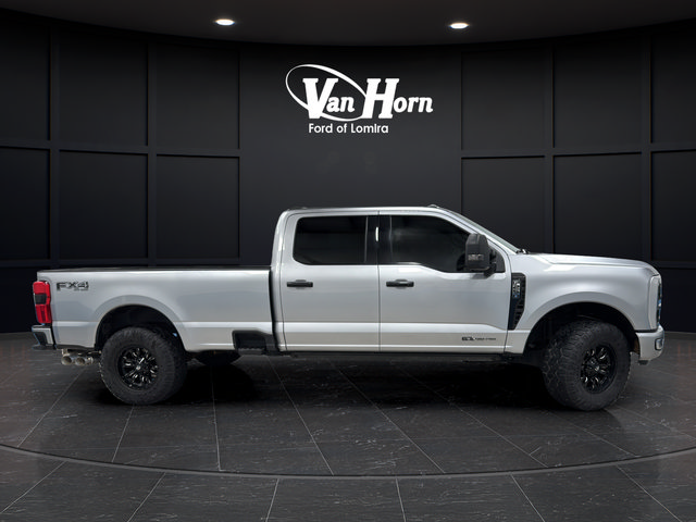 Used 2023 Ford F250 Platinum AWD/4WD image 8
