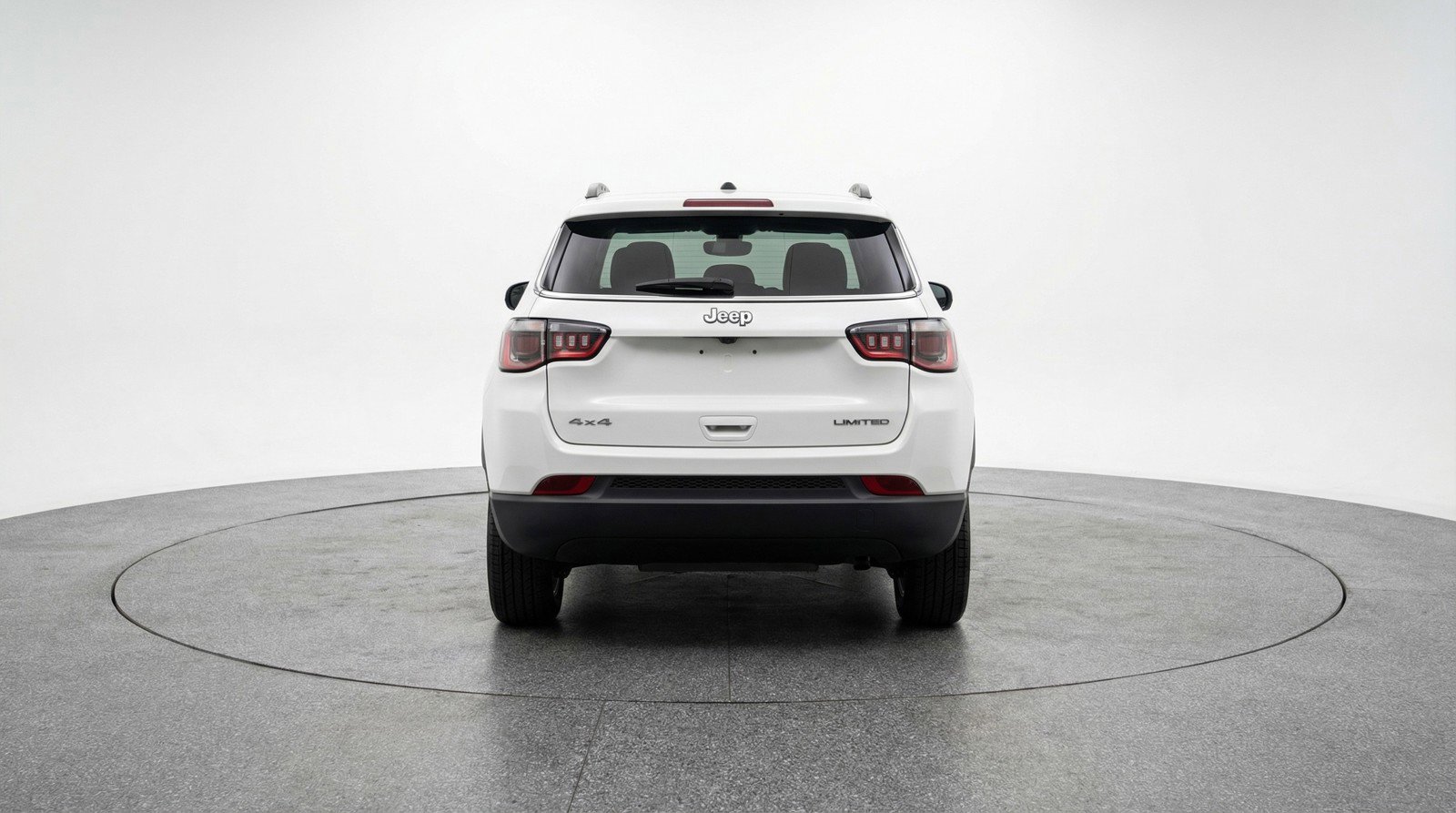 Used 2025 Jeep Compass Latitude image 7