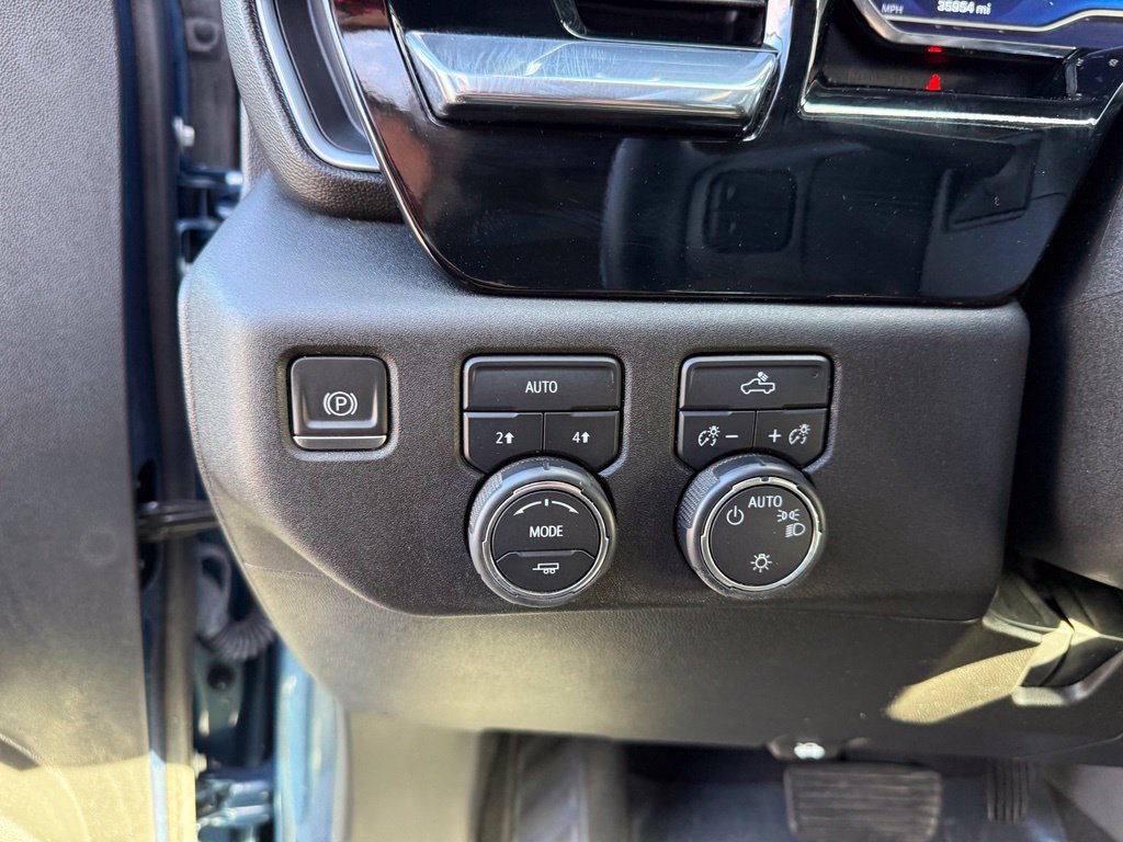 Used 2024 Chevrolet Silverado 1500 LT AWD/4WD image 7