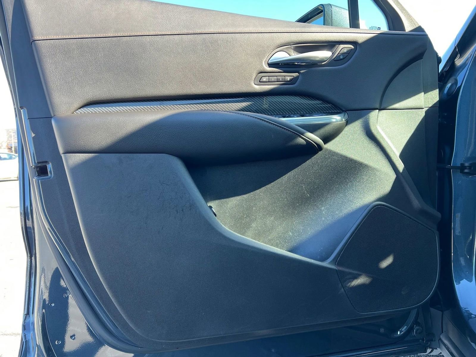 Used 2019 Cadillac XT4 Sport w/ Cold Weather Package image 6