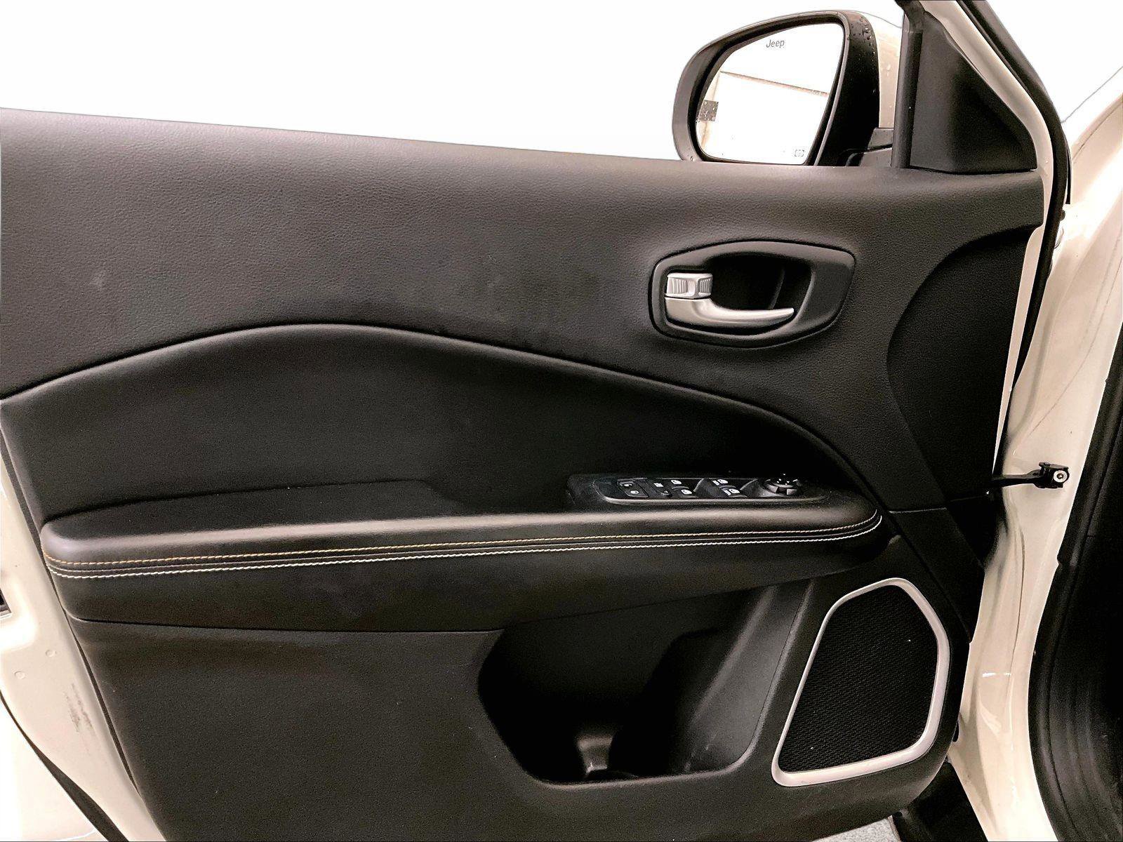 Used 2019 Jeep Compass Latitude w/ Popular Equipment Group image 22