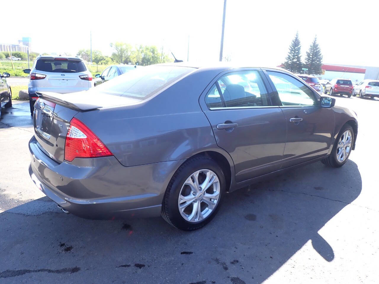 Used 2012 Ford Fusion SE FWD image 6
