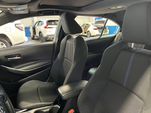 Used 2020 Toyota Corolla SE w/ SE Premium Package FWD image 23
