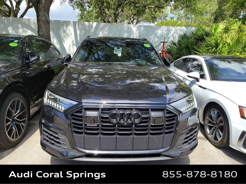Used 2021 Audi Q7 3.0T Prestige w/ Prestige Package AWD/4WD image 12
