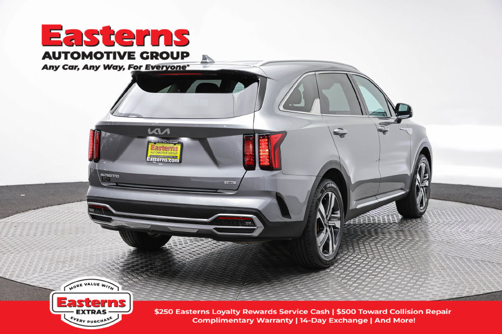Used 2023 Kia Sorento EX AWD/4WD image 6