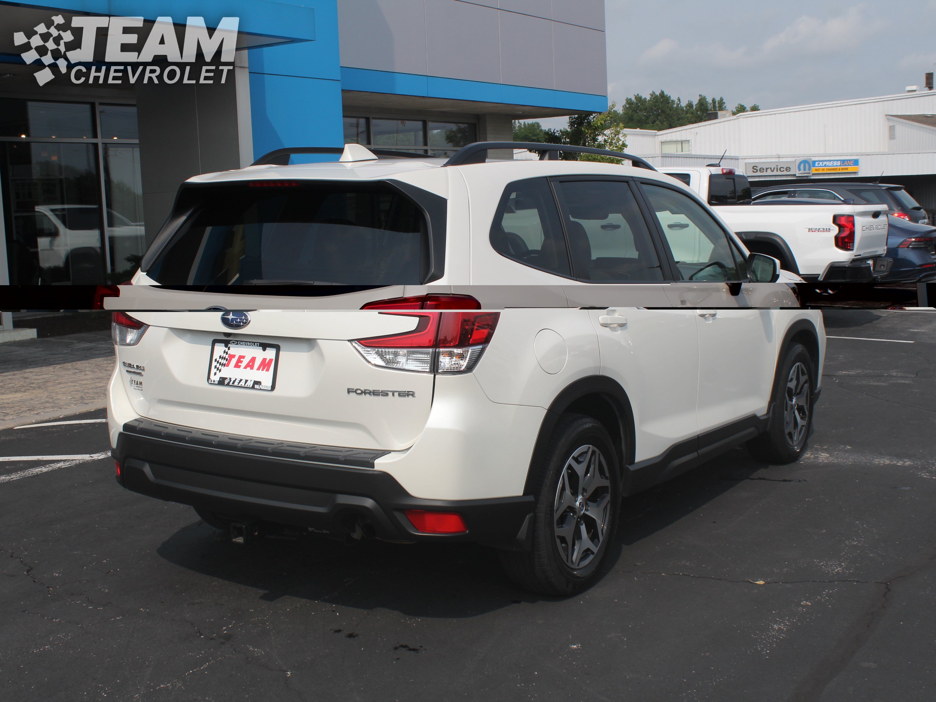 Used 2021 Subaru Forester Premium w/ Popular Package #1 AWD/4WD image 4