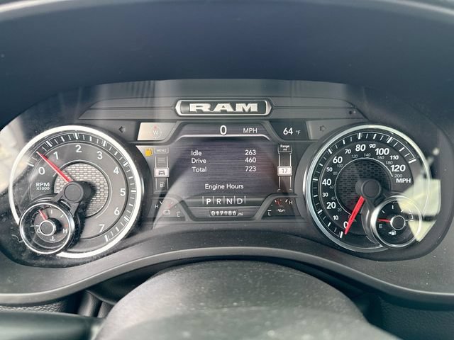Used 2023 RAM 1500 Laramie AWD/4WD image 15