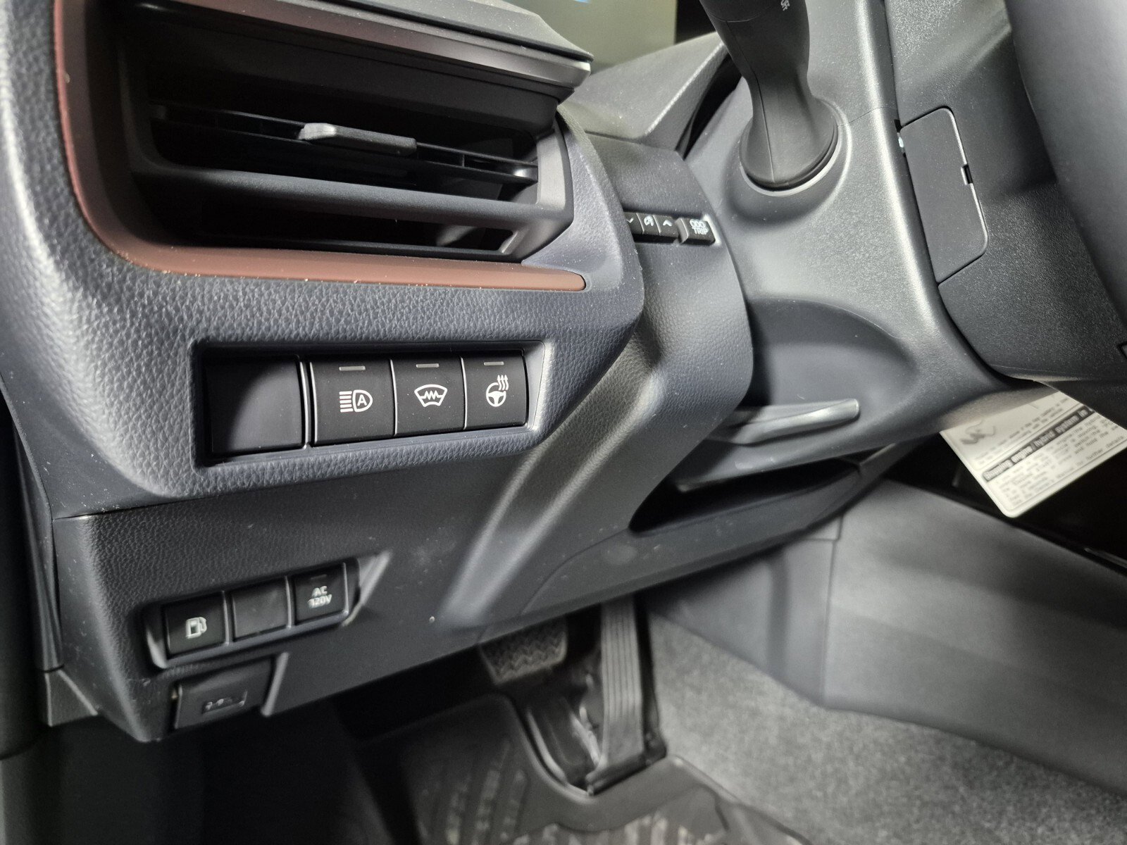 New 2026 Toyota Prius Plug-In Hybrid image 19