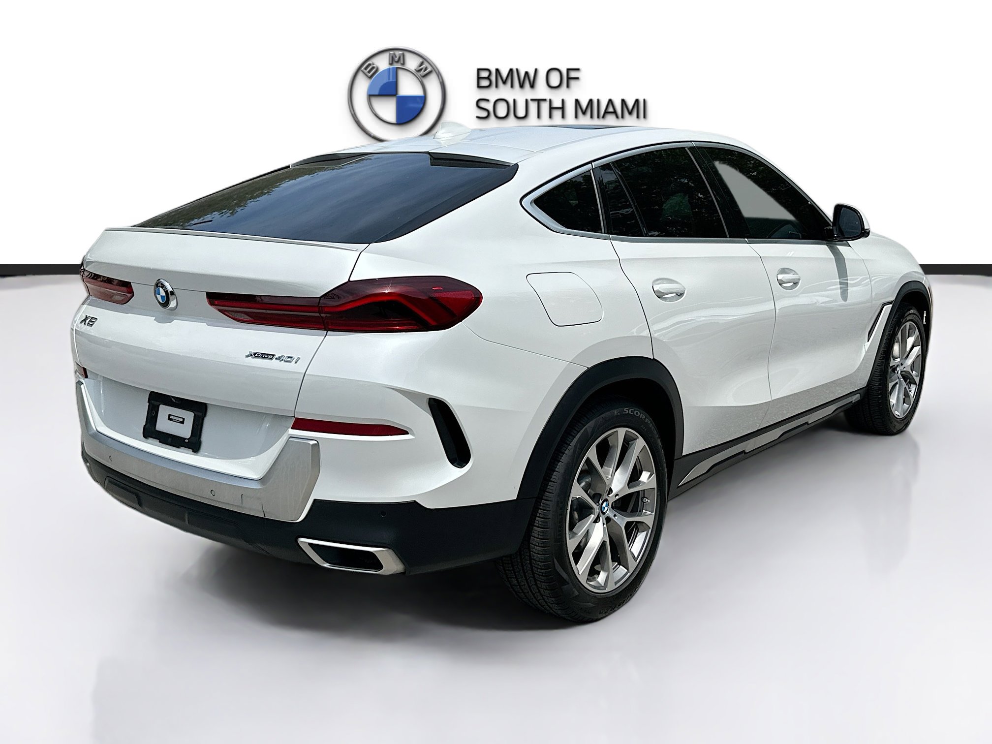 Used 2022 BMW X6 xDrive40i AWD/4WD image 7