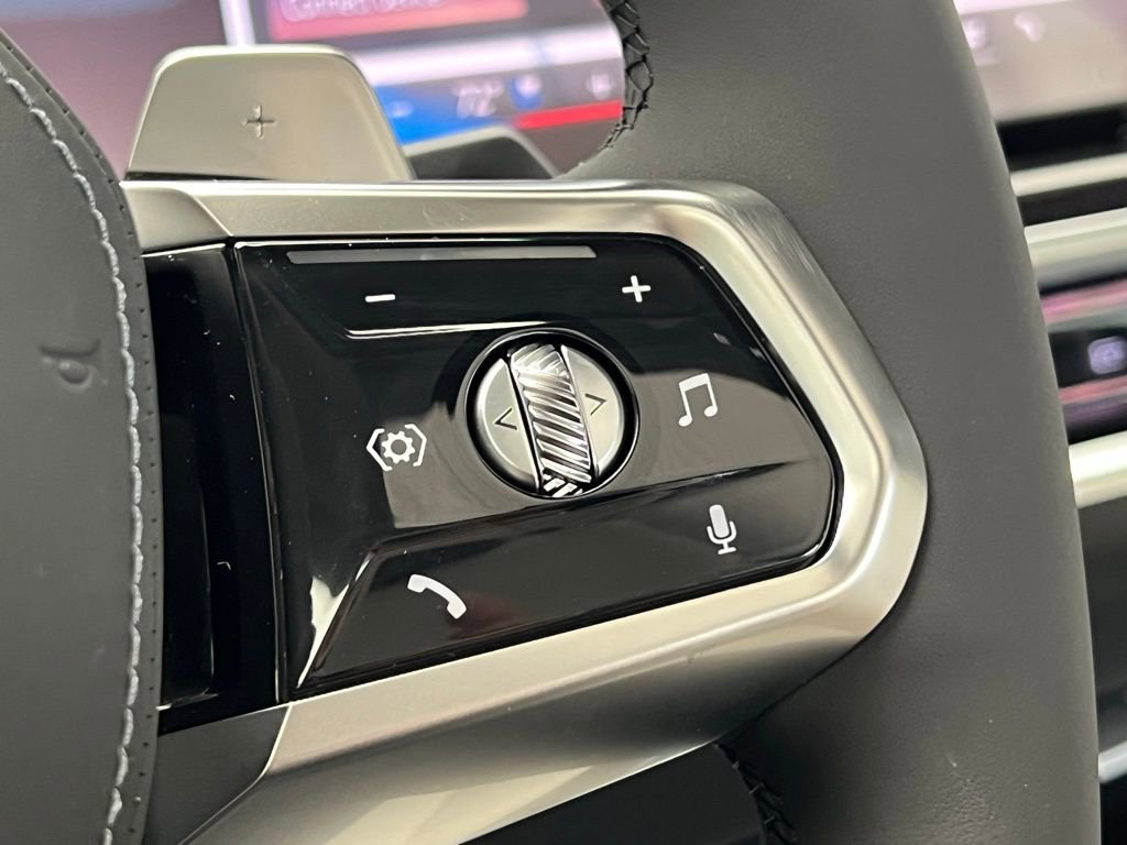 New 2026 BMW 740i w/ Executive Package image 18