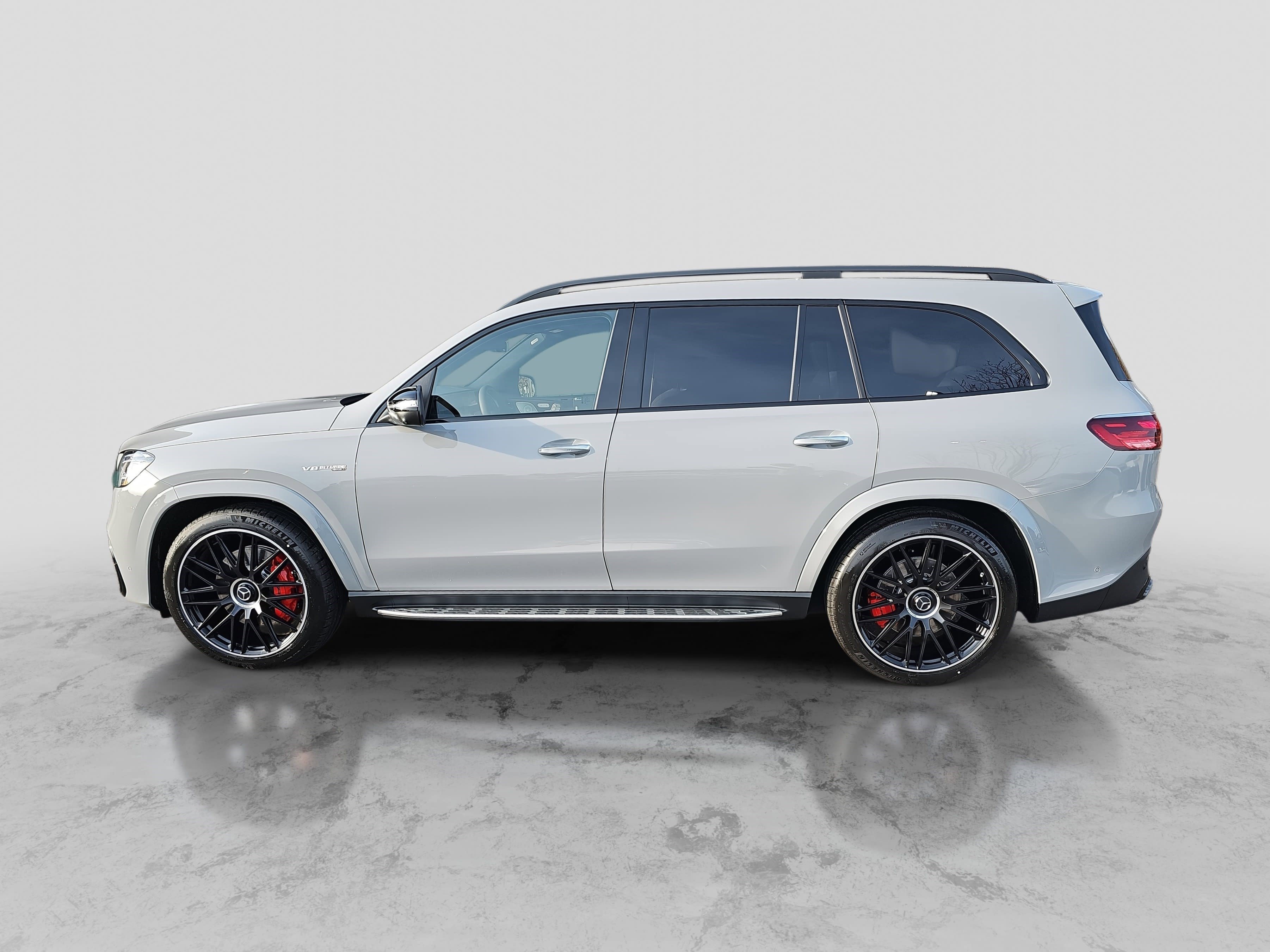 New 2026 Mercedes-Benz GLS 63 AMG 4MATIC image 8
