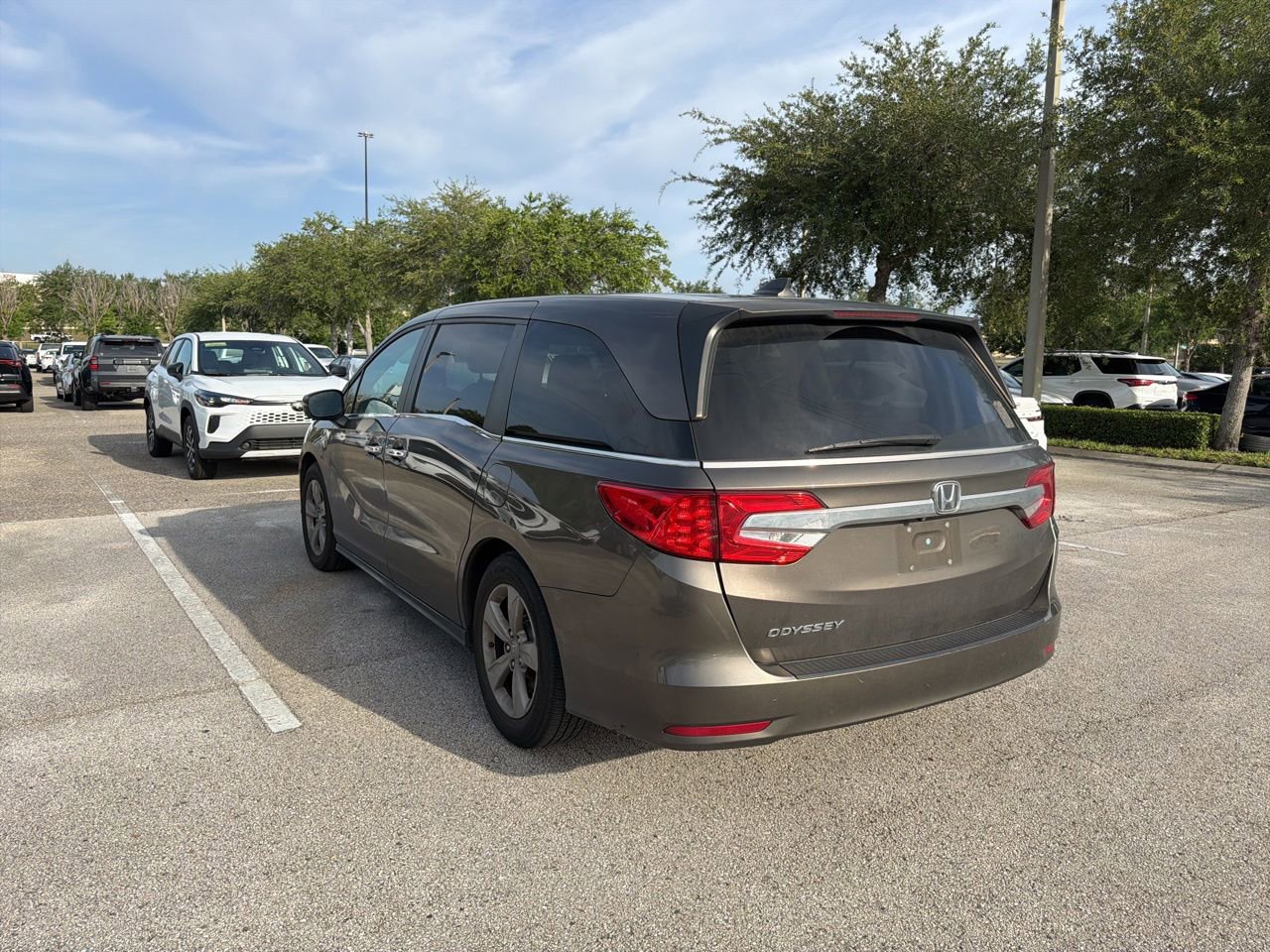 Used 2019 Honda Odyssey EX-L image 3