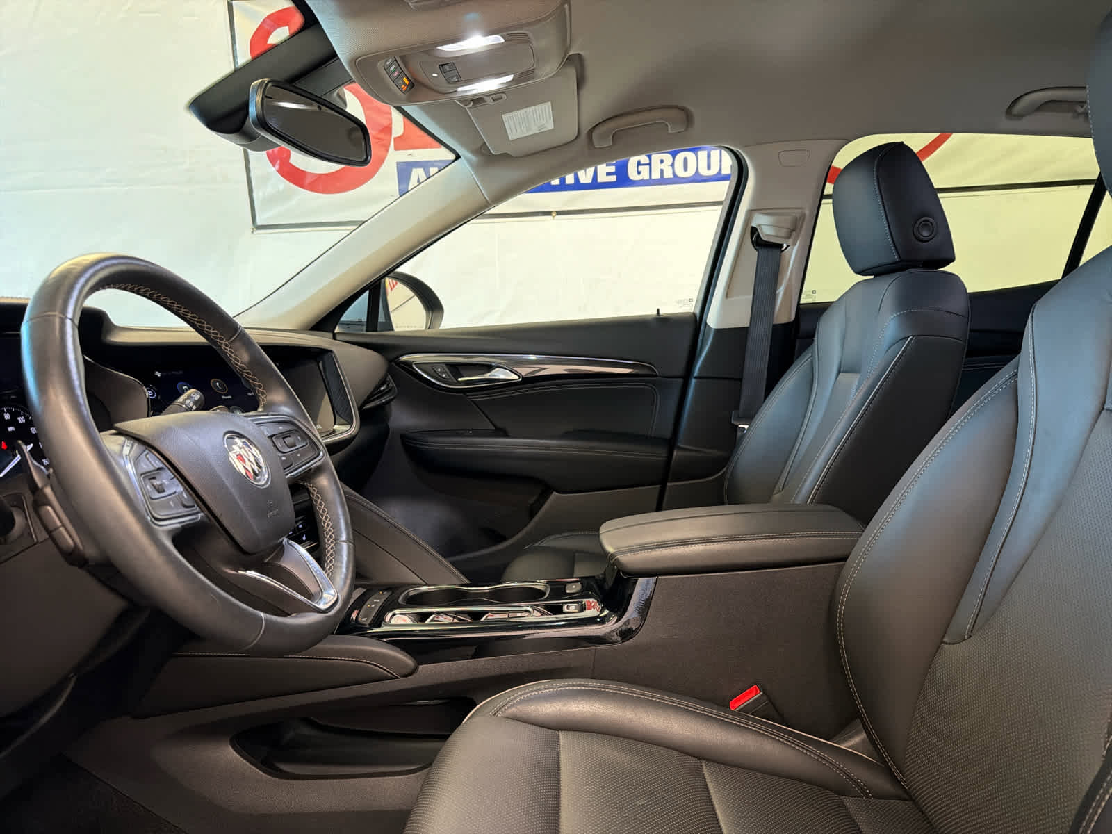 Used 2023 Buick Envision Essence image 14