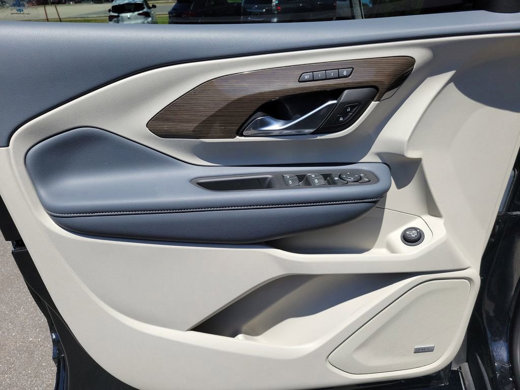 Certified 2023 GMC Terrain Denali w/ Black Diamond Edition image 20