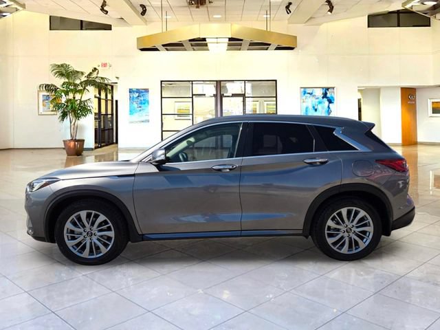 Certified 2023 INFINITI QX50 Luxe FWD image 8