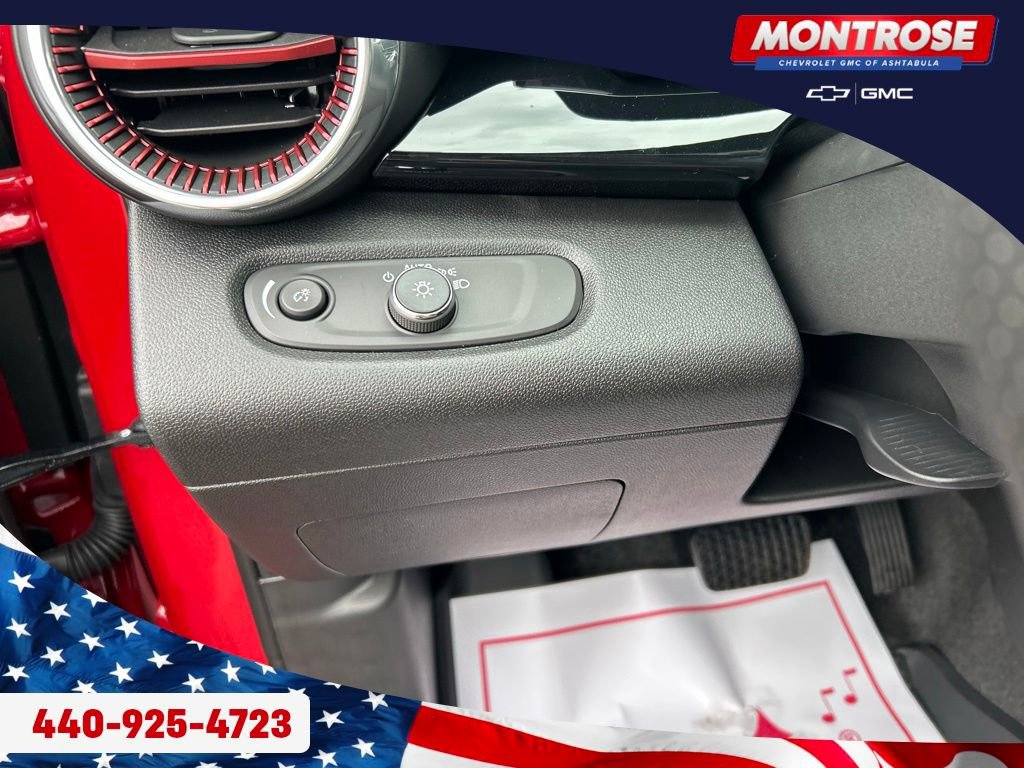 New 2026 Chevrolet Trax RS w/ Sunroof Package image 13