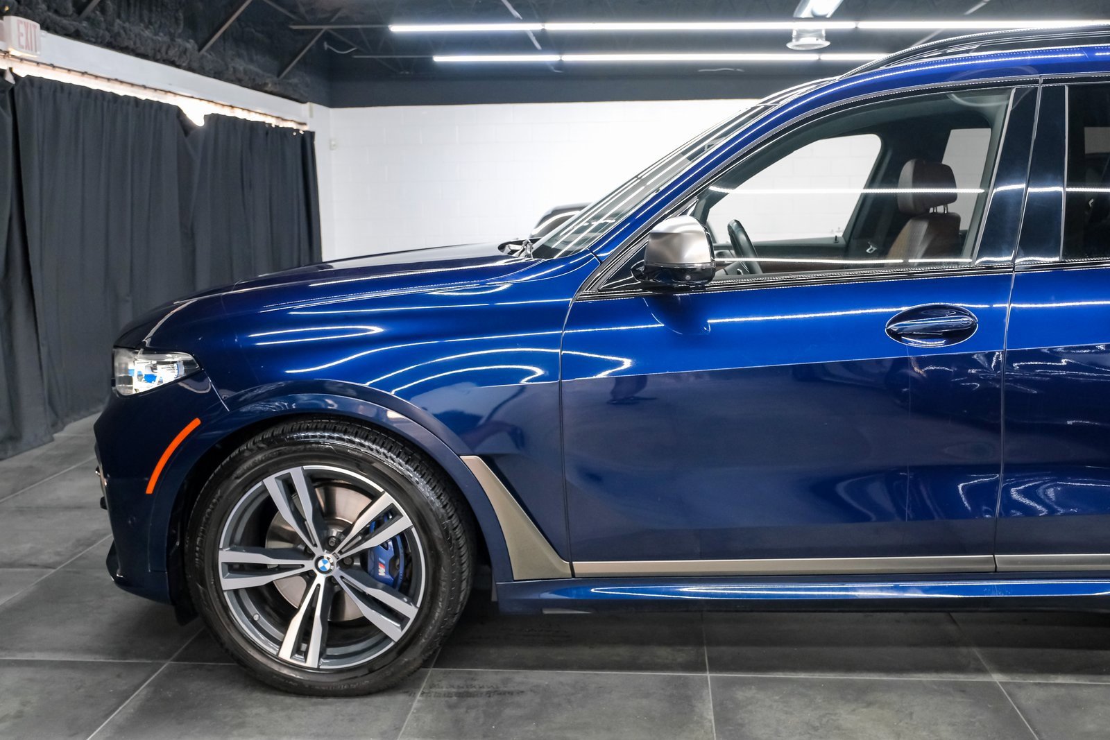 Used 2022 BMW X7 M50i w/ Executive Package image 15