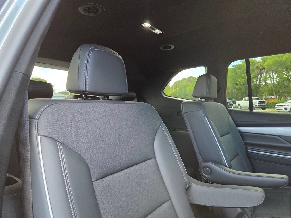 Used 2025 Buick Enclave Preferred w/ Super Cruise Package FWD image 19