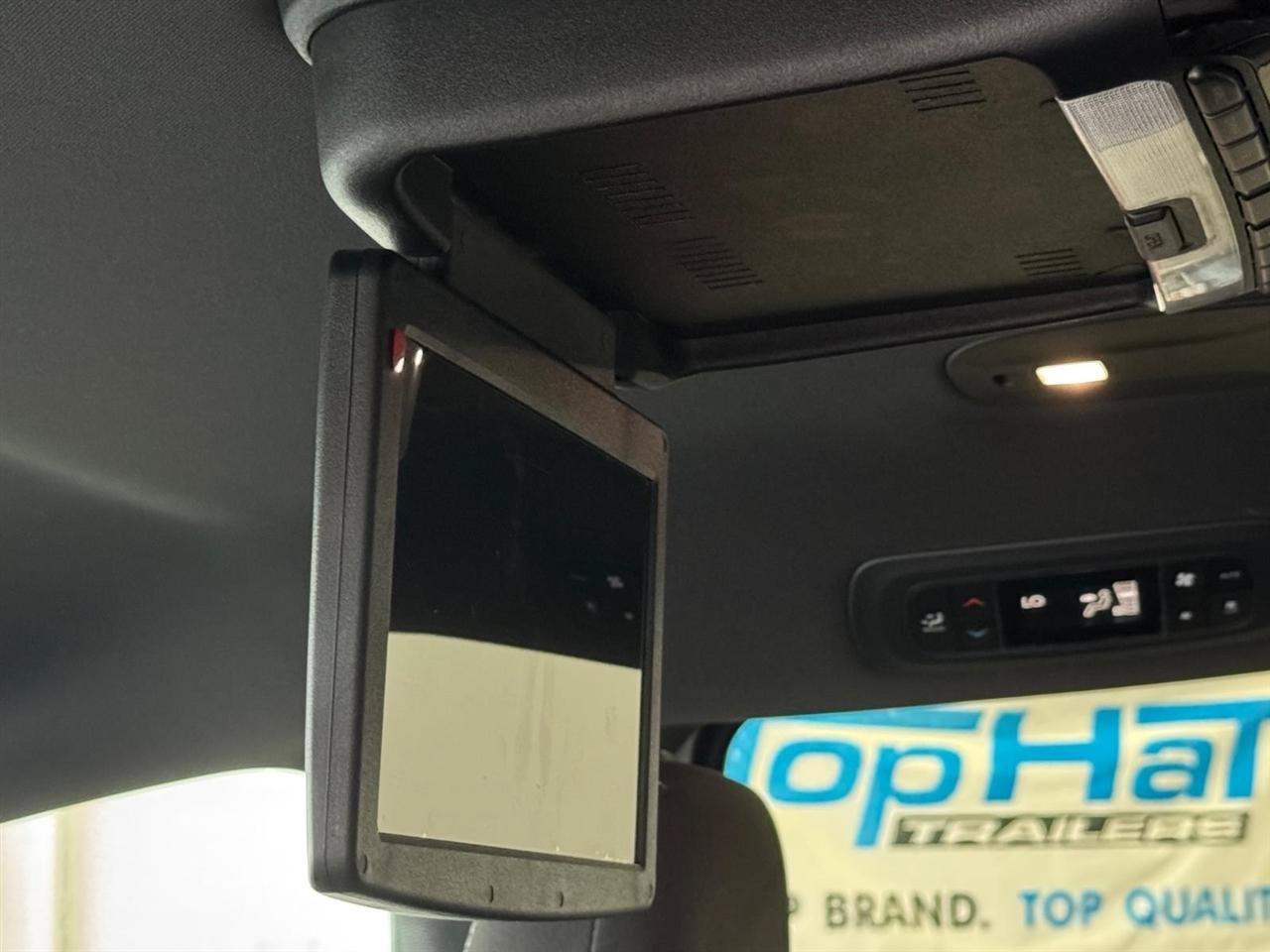 Used 2018 Chrysler Pacifica Touring Plus w/ S Appearance Package FWD image 9