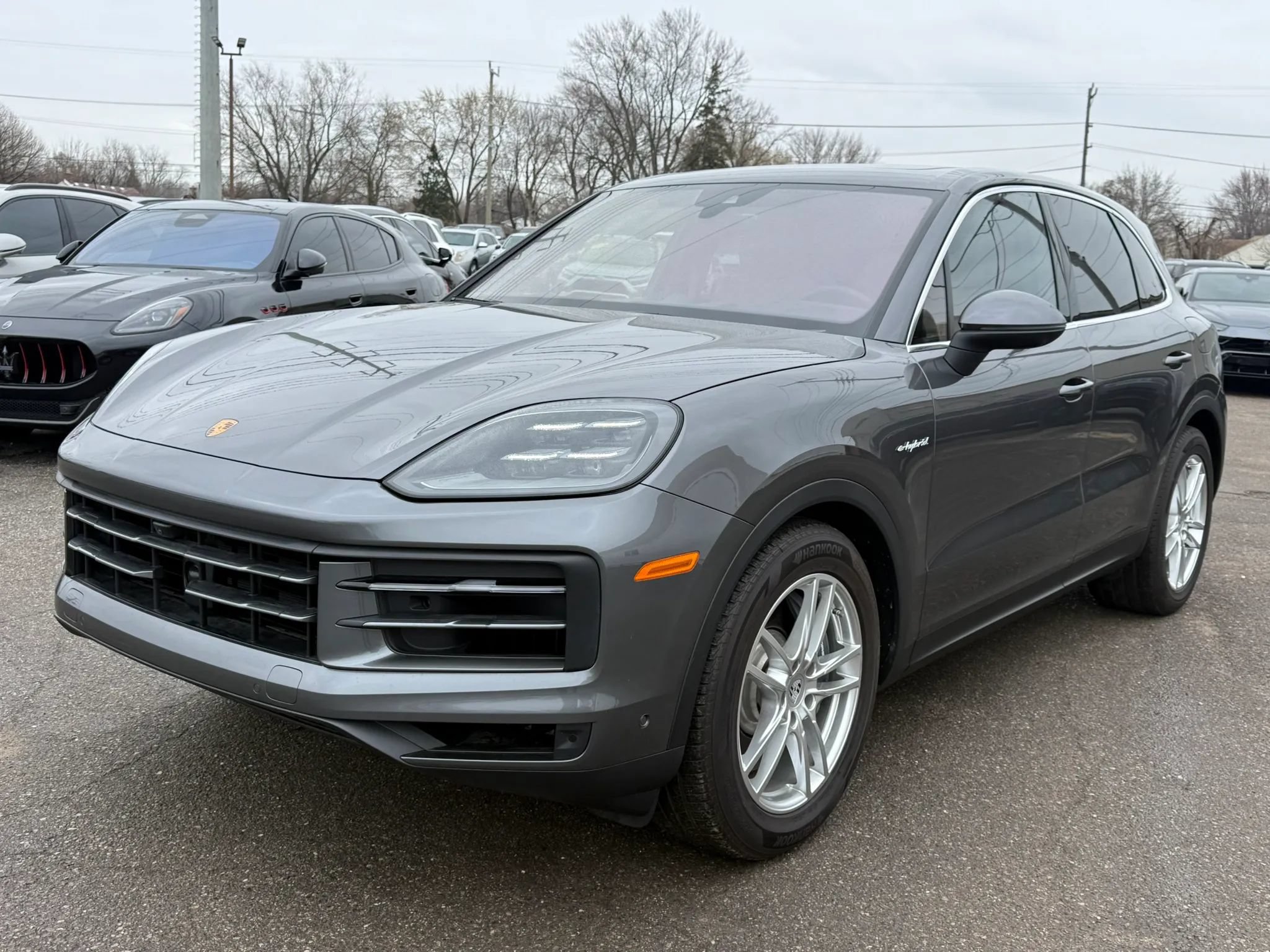 Used 2025 Porsche Cayenne E-Hybrid w/ Premium Package Plus