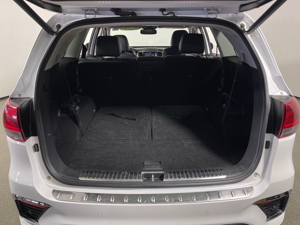 Used 2019 Kia Sorento SX FWD image 10