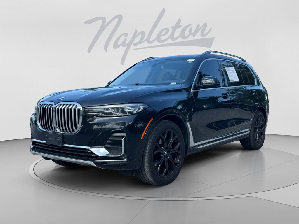 Used 2021 BMW X7 xDrive40i w/ Parking Assistance Package AWD/4WD image 1