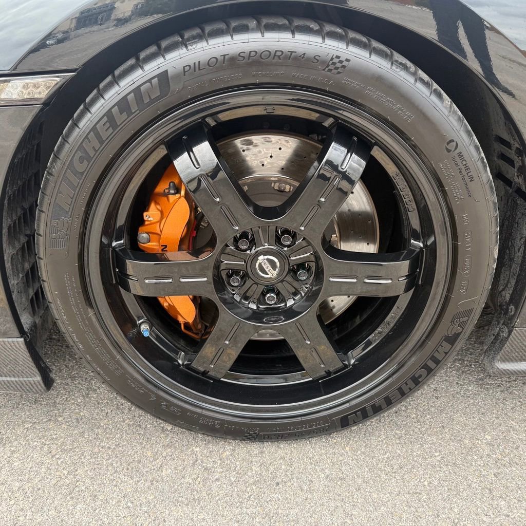 Used 2012 Nissan GT-R Black Edition AWD/4WD image 39