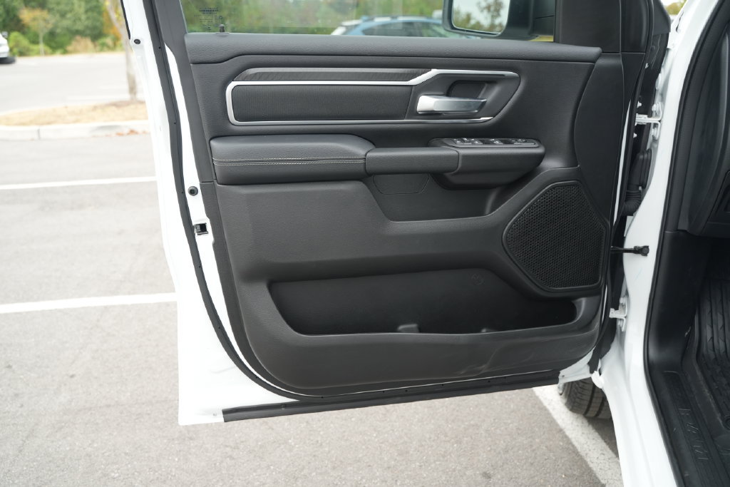 New 2026 RAM 1500 Big Horn AWD/4WD image 12