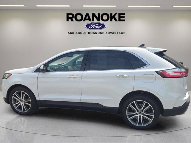 Certified 2024 Ford Edge Titanium w/ Equipment Group 301A AWD/4WD image 9