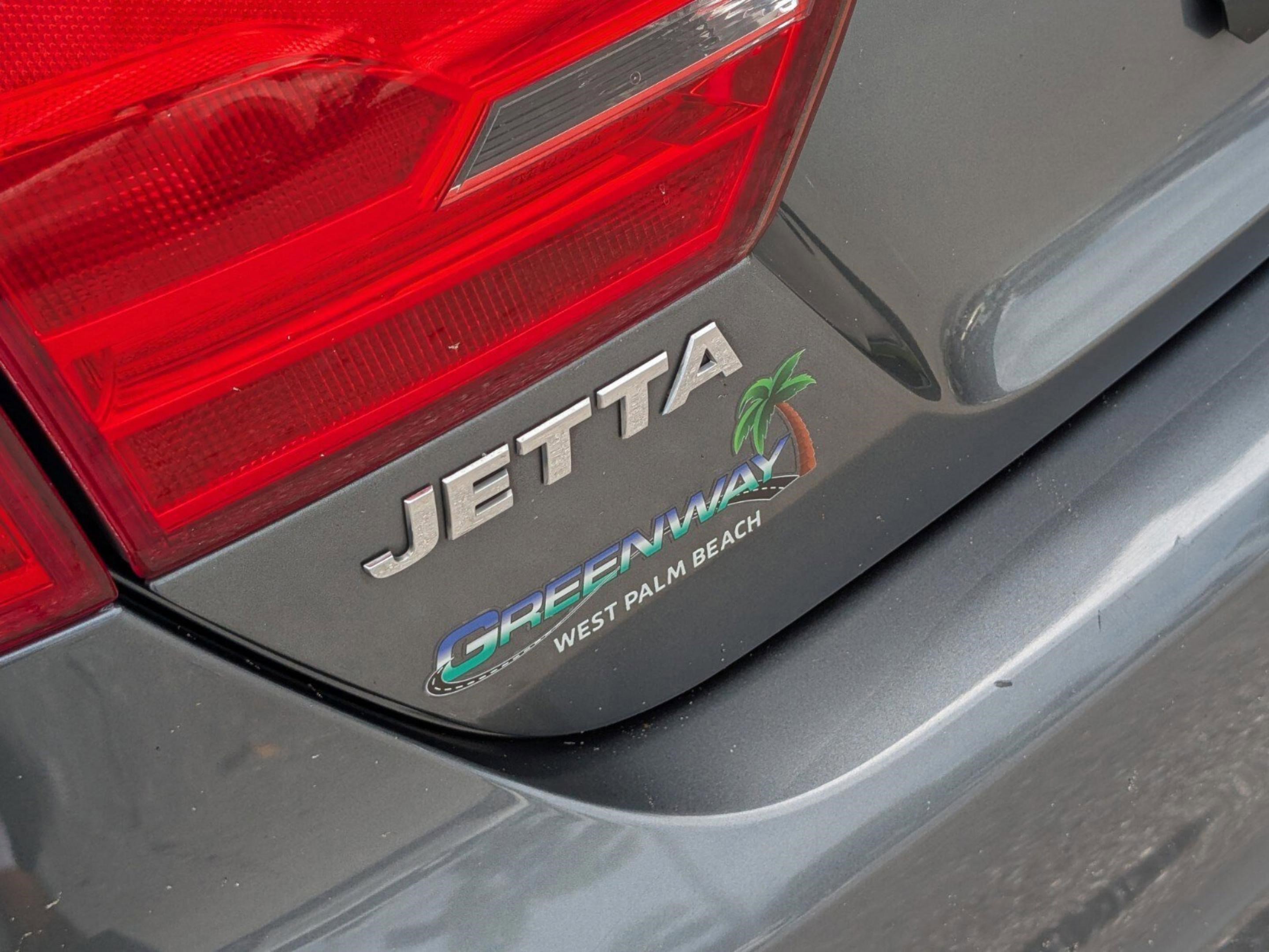 Used 2012 Volkswagen Jetta SE FWD image 20
