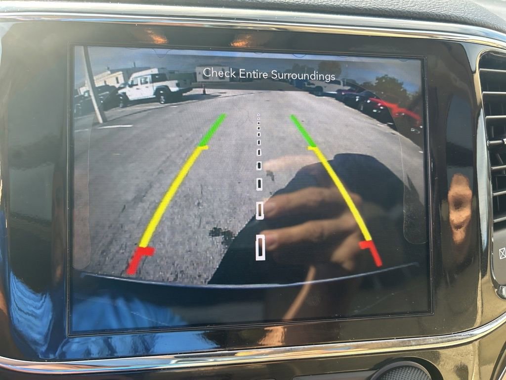 Certified 2022 Jeep Grand Cherokee Limited image 15