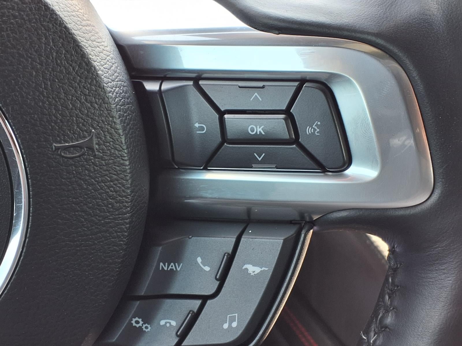 Used 2020 Ford Mustang GT Premium w/ Equipment Group 401A RWD image 13