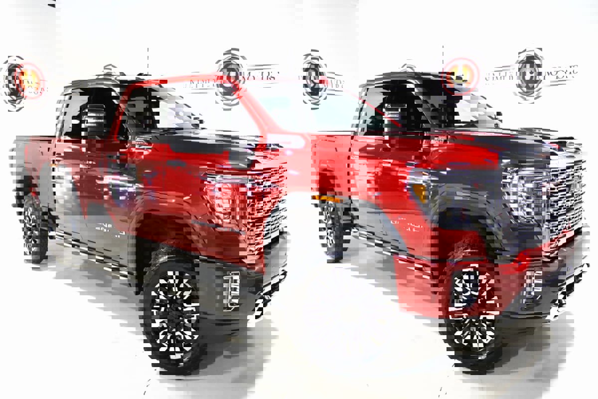 Used 2022 GMC Sierra 3500 Denali w/ Denali Ultimate Package image 86