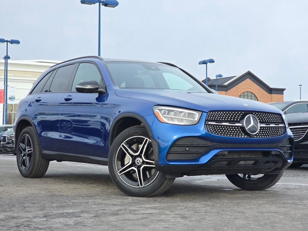 Certified 2022 Mercedes-Benz GLC 300 4MATIC image 2