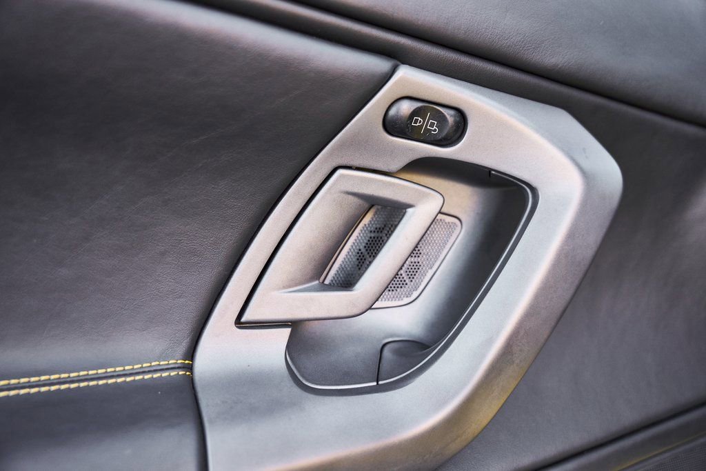 Used 2005 Lamborghini Gallardo image 36