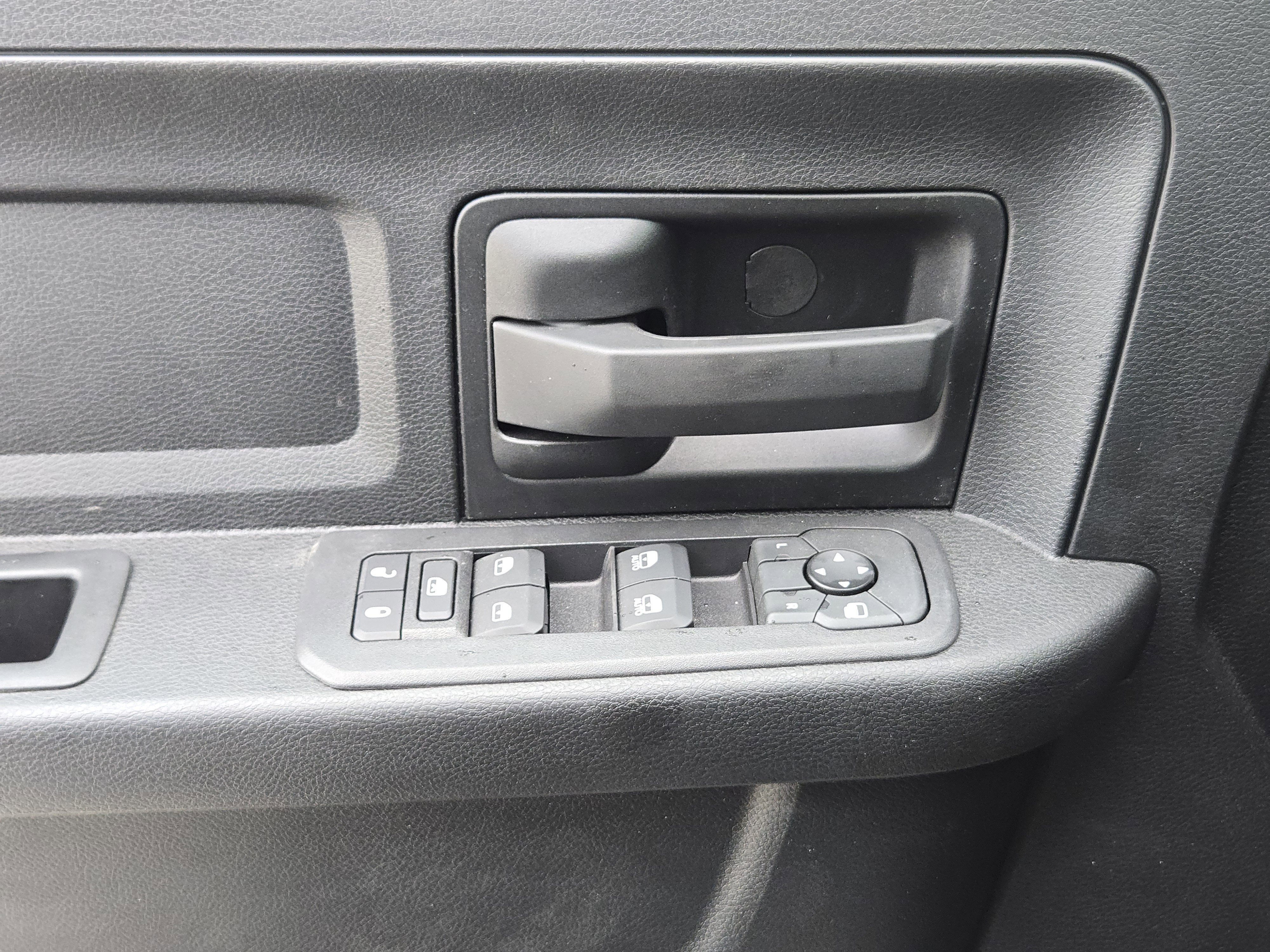 New 2026 RAM 2500 Tradesman AWD/4WD image 19
