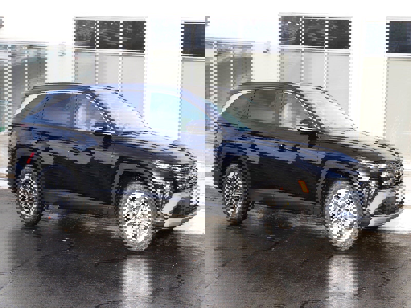 Certified 2025 Hyundai Tucson SEL image 1