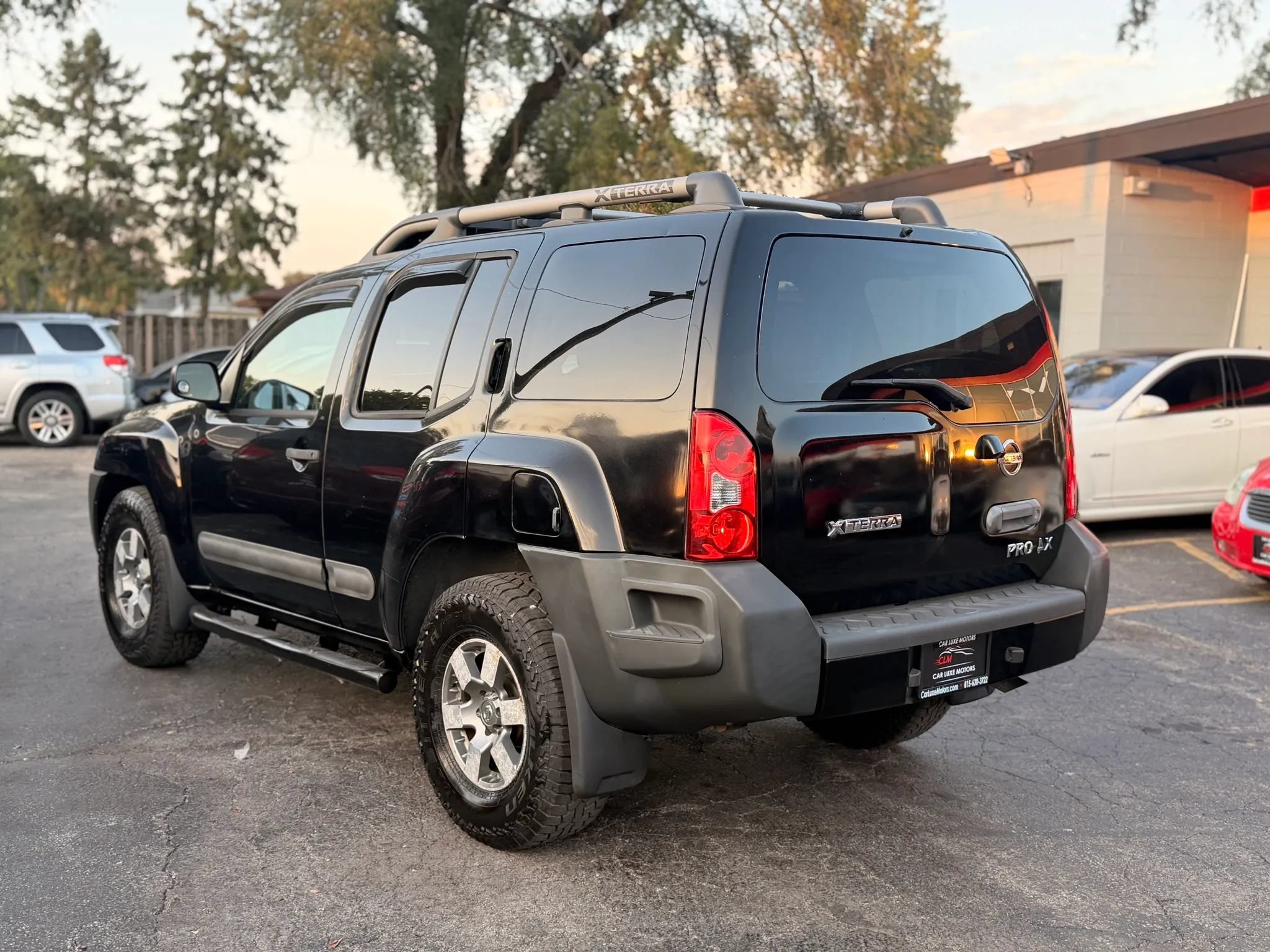 Used 2013 Nissan Xterra PRO-4X w/ Pro-4x Leather Pkg AWD/4WD image 6